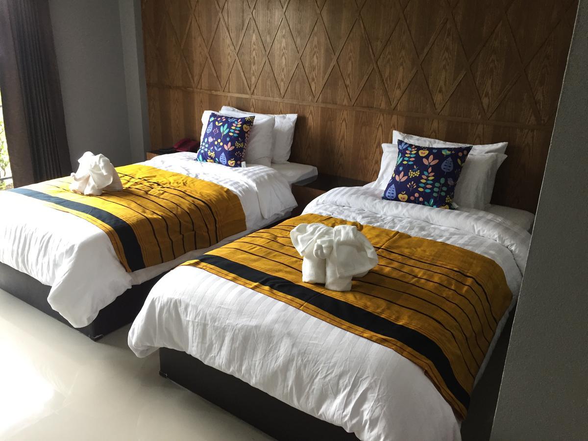 Hobby Hotel Уттарадит Экстерьер фото